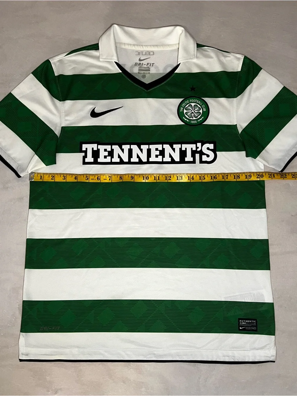 Nike Celtic FC Hooped Soccer Jersey - Green & White